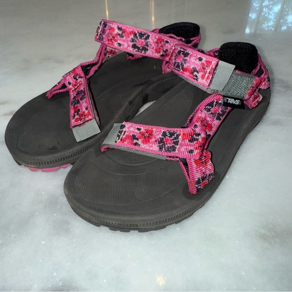 TEVA Hurricane 2 Youth Sandals Kids-Pink Floral-US Size 2 YOUTH KIDS GIRLS - Picture 1 of 5